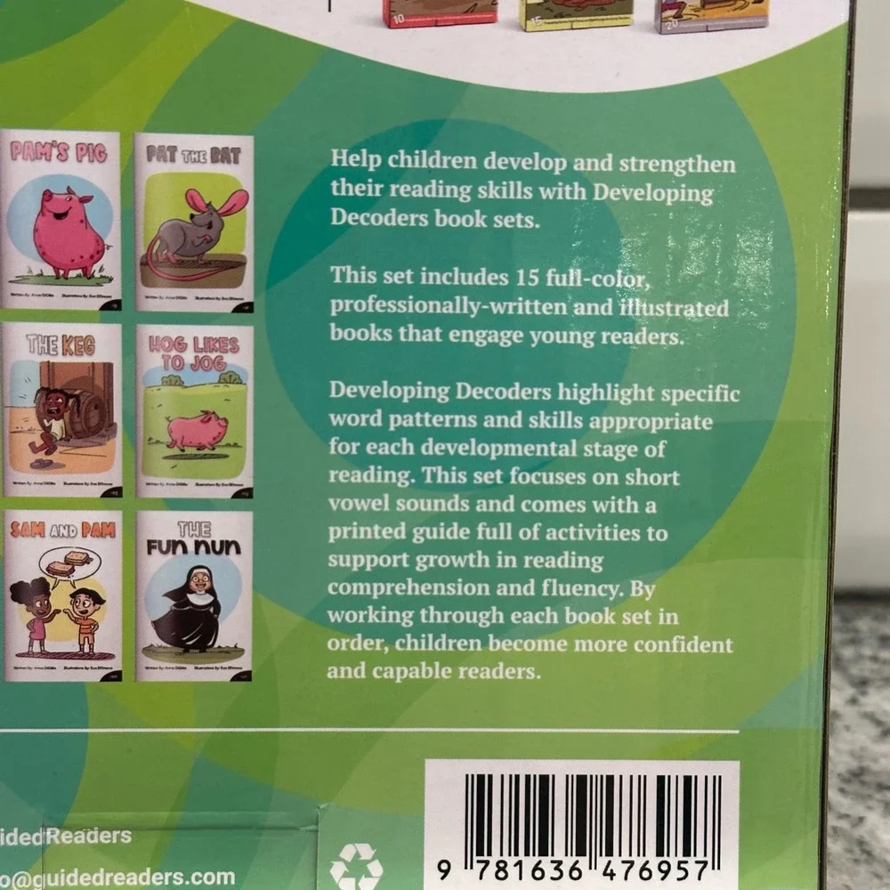 Guided Readers Developing Decoders Short Vowels Set 1 15 Books‎ Beginner Readers